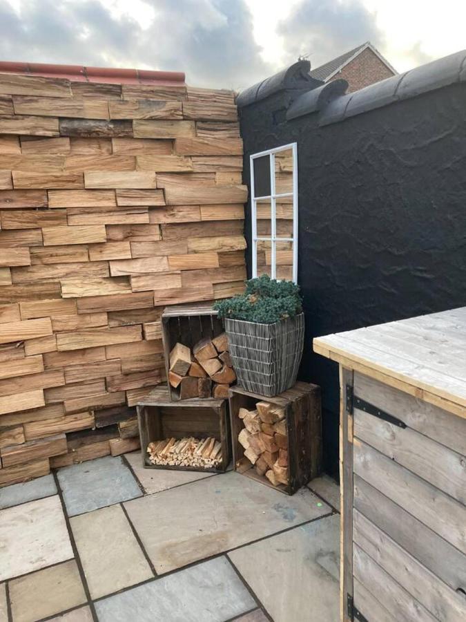 Stunning Quirky 2-Bed Cottage In New Brighton Wallasey Exterior photo